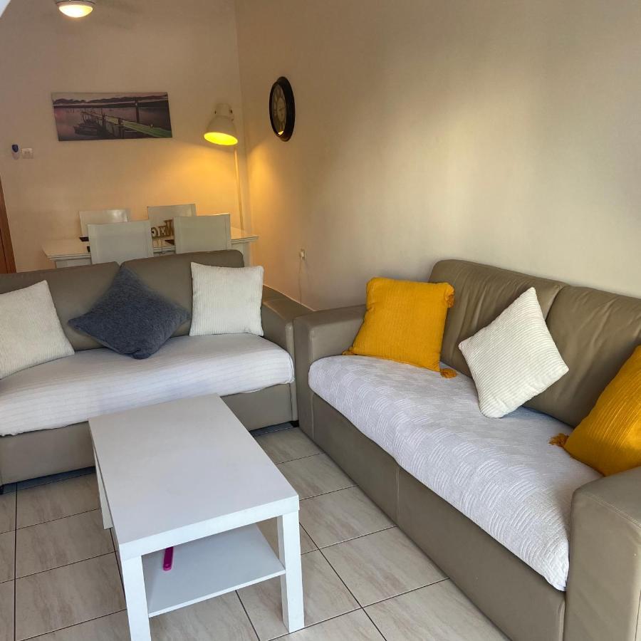 1 Bedroom Garden Flat, Sleeps 4 Paphos Exterior photo